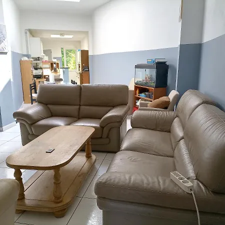 4 Bedrooms House With Enclosed Garden And Wifi At Σπίτι διακοπών Μον