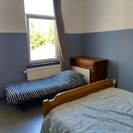4 Bedrooms House With Enclosed Garden And Wifi At Σπίτι διακοπών